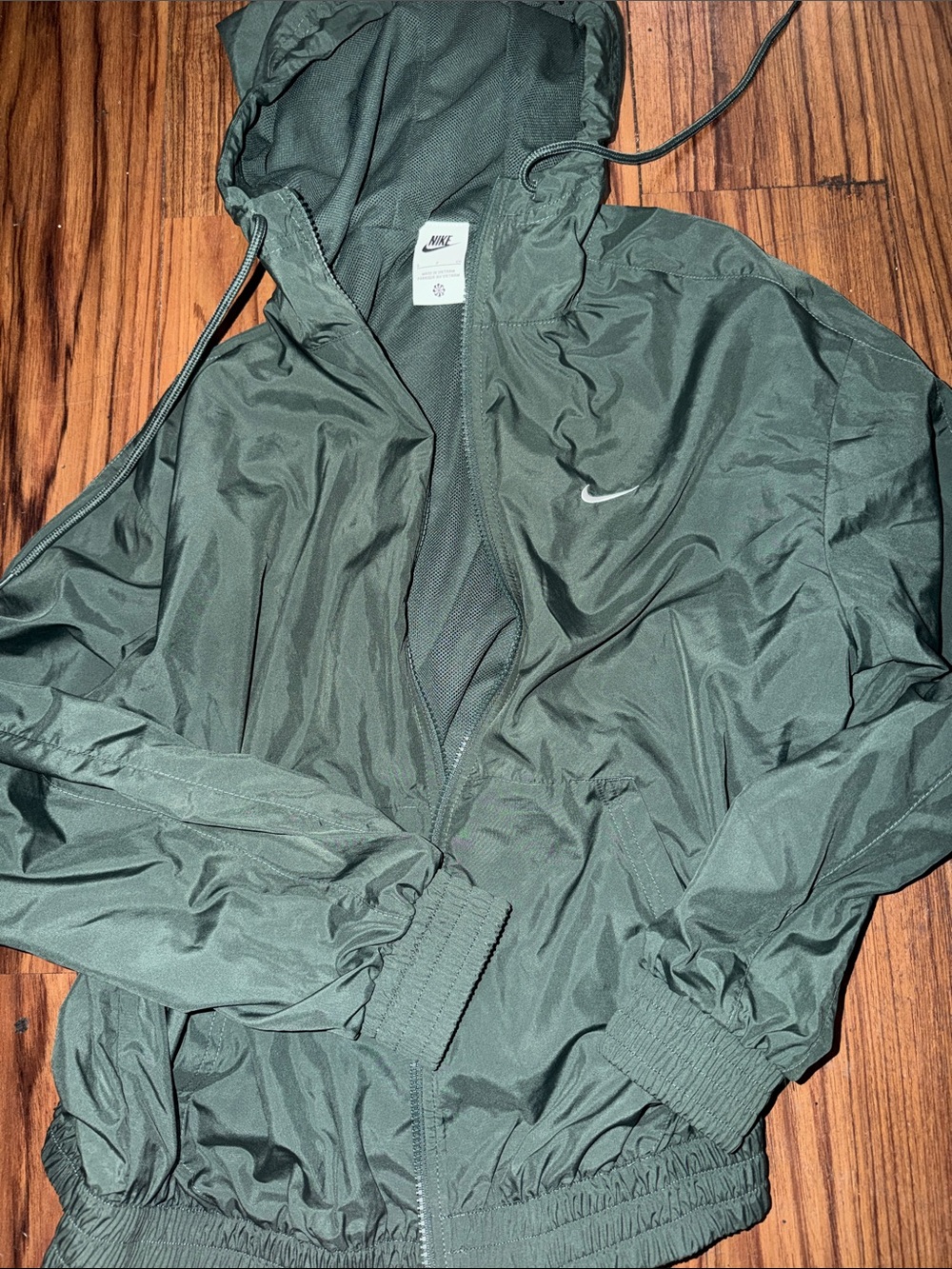Nike Women's Olive Green Windbreaker Took tags off but never worn